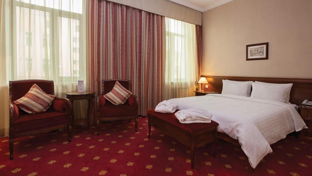 Grand Tien Shan Hotel Almatý Exterior foto